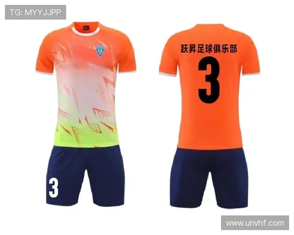 探寻足球界的璀璨星辰揭晓2号球衣背后的传奇人物与故事 探寻足球界的璀璨星辰揭晓2号球衣背后的传奇人物与故事